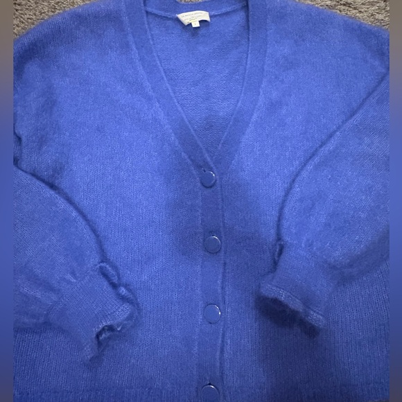 Sezane Mia cardigan size small in RARE color (lavender/periwinkle) - Picture 5 of 7
